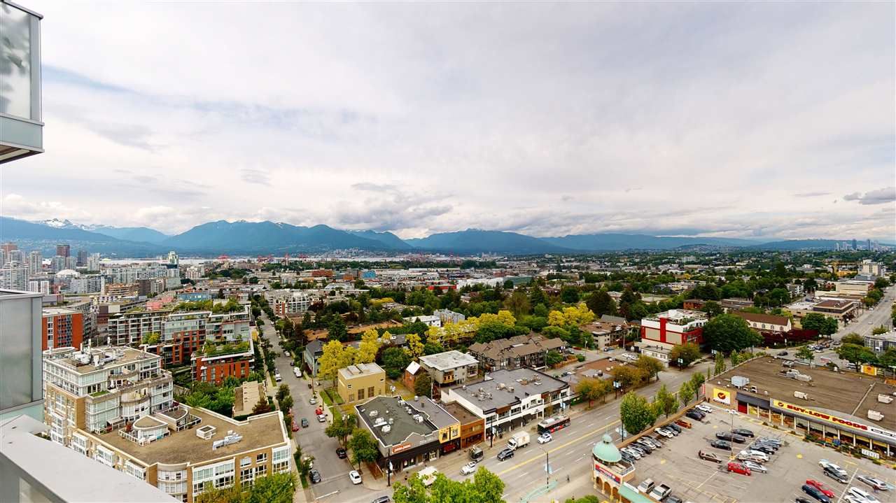 I have sold a property at 2003 285 10TH AVE E in Vancouver
